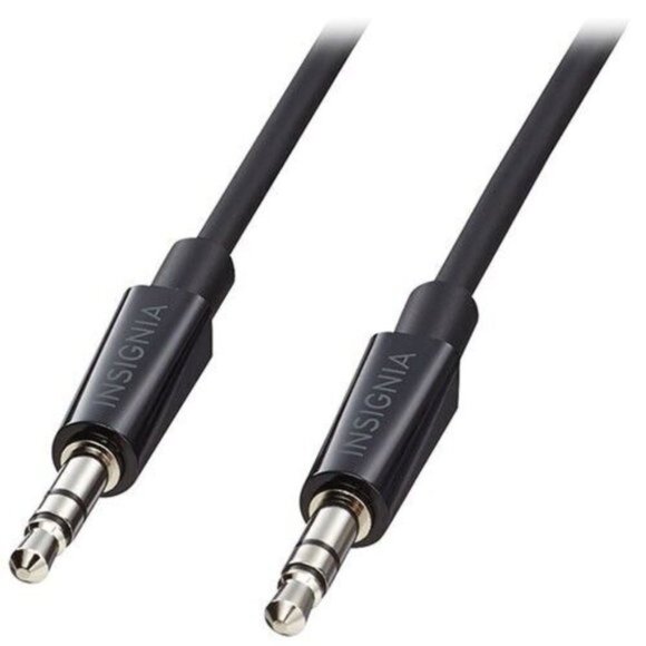 Insignia 0.91m (3 ft.) Auxiliary Cable NS-LW16-C - Picture 2 of 2